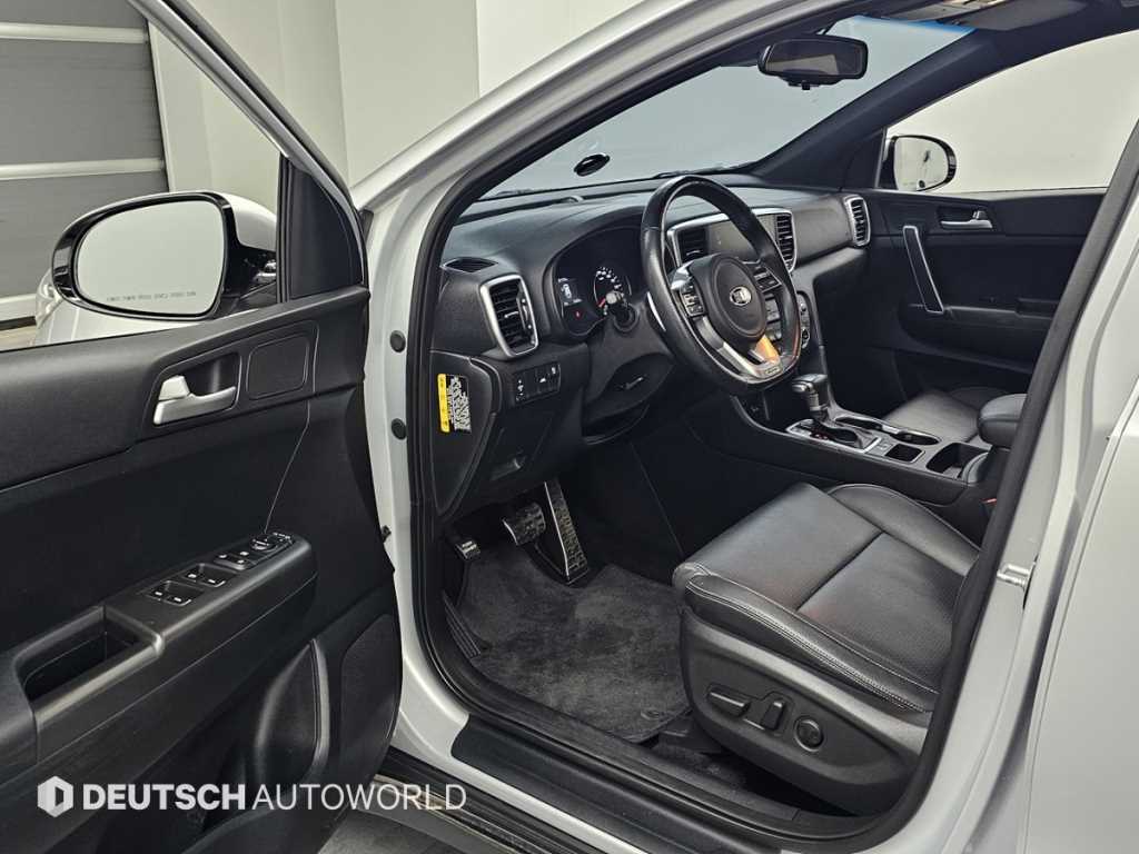 KIA Sportage - Vista 11