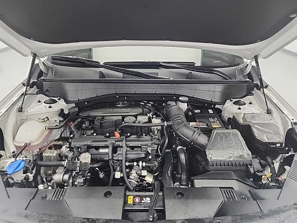 HYUNDAI Kona - Vista 5