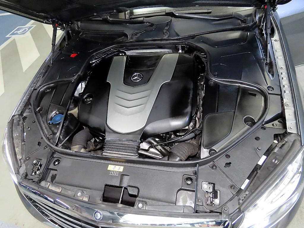 Mercedes Benz S Class 2017 Gris - Importación desde Corea - HF Imports Iquique - Foto 19