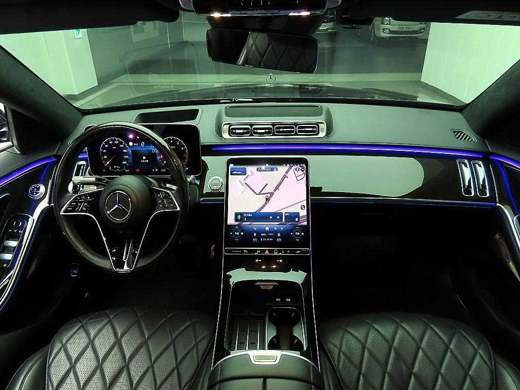 Mercedes Benz S Class - Vista 8