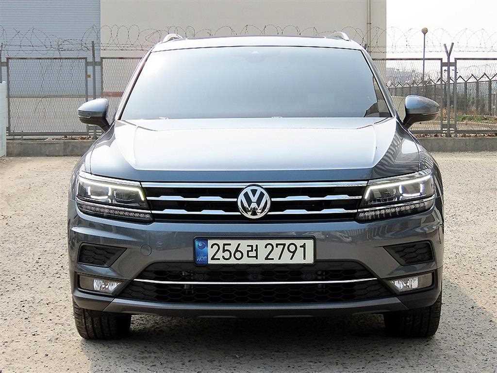 Volkswagen Tiguan 2020 Gris - Importación desde Corea - HF Imports Iquique - Foto 1