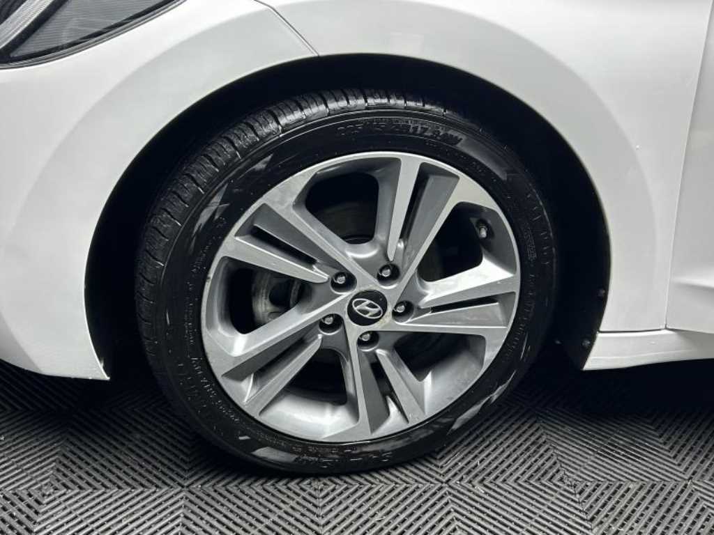 HYUNDAI Avante 2017 Blanco - Importación desde Corea - HF Imports Iquique - Foto 15