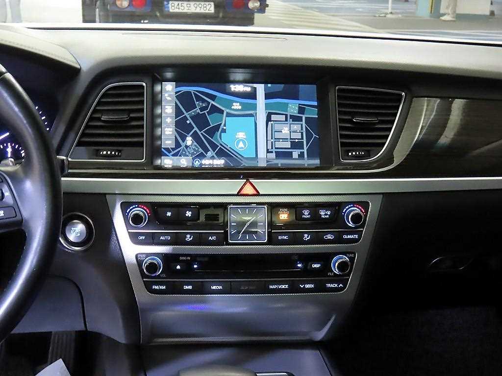 Genesis G80 - Vista 11