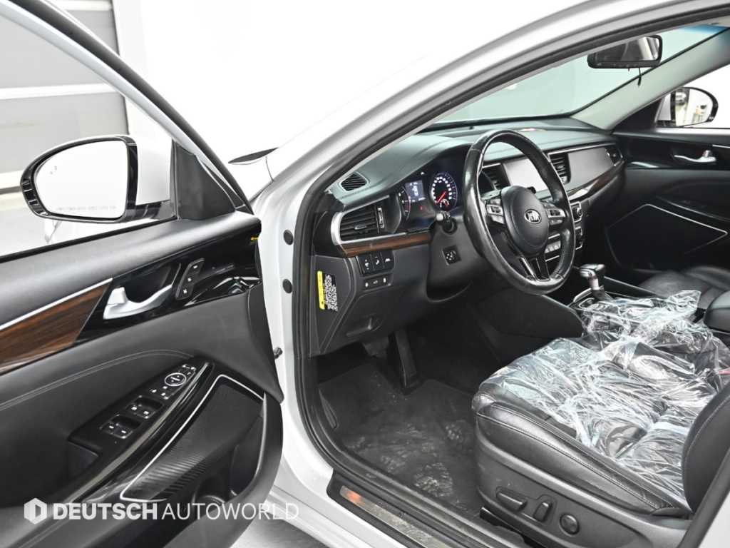 KIA K7 - Vista 11