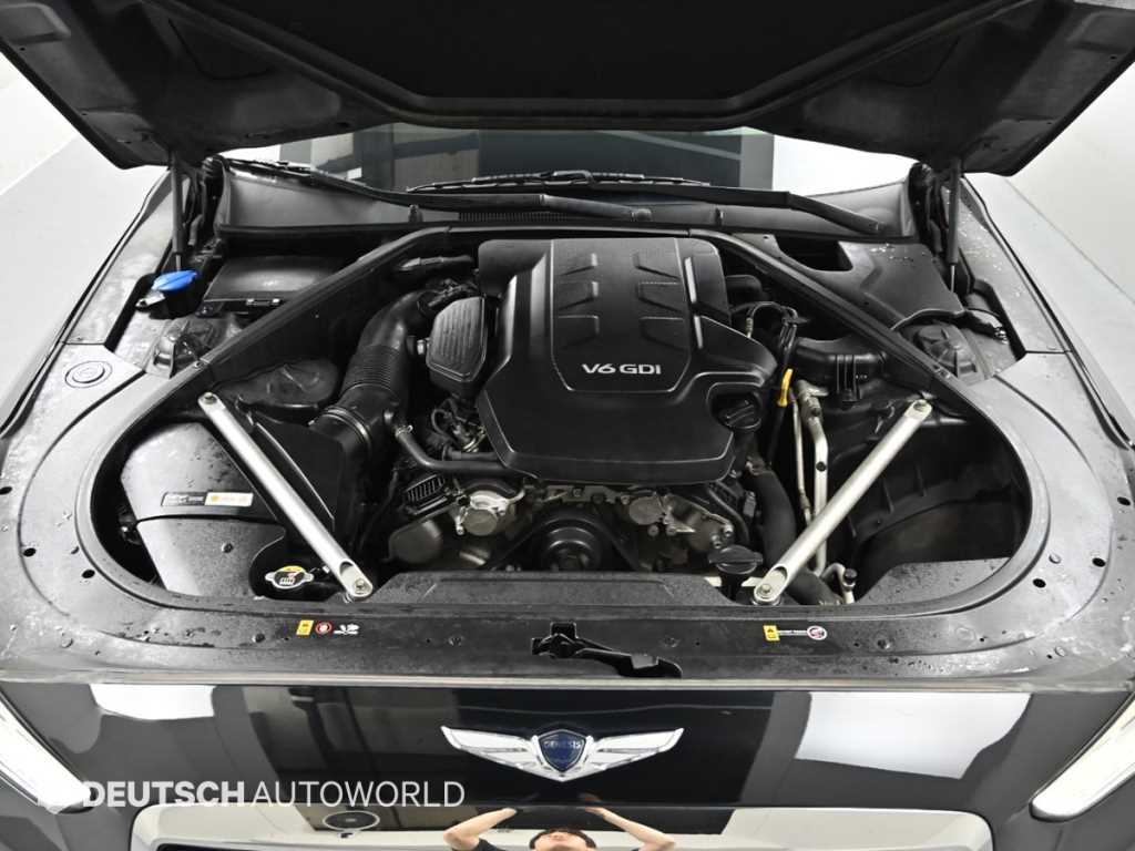 Genesis EQ900 - Vista 6