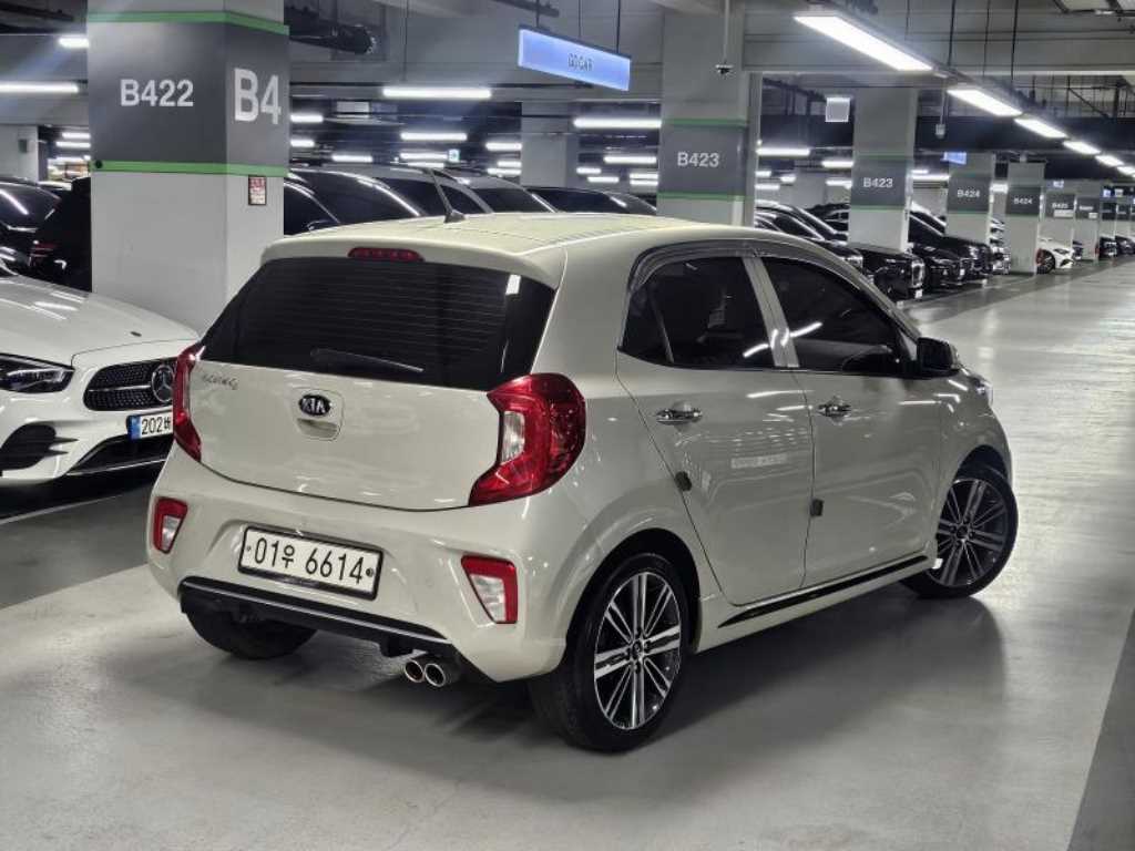 KIA Morning - Vista 4