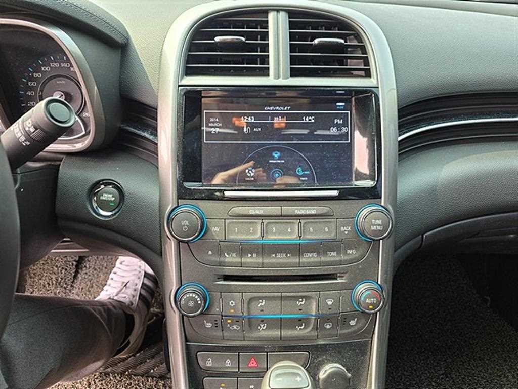 Chevrolet Malibu - Vista 9