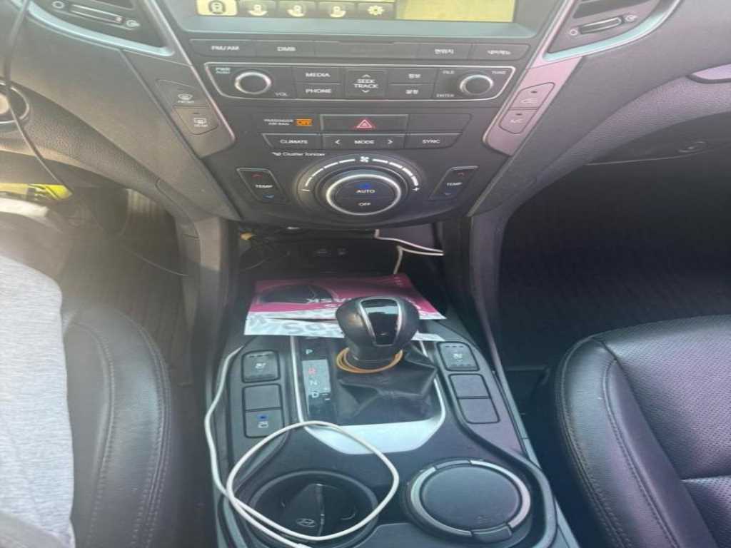 HYUNDAI Santa Fe - Vista 8