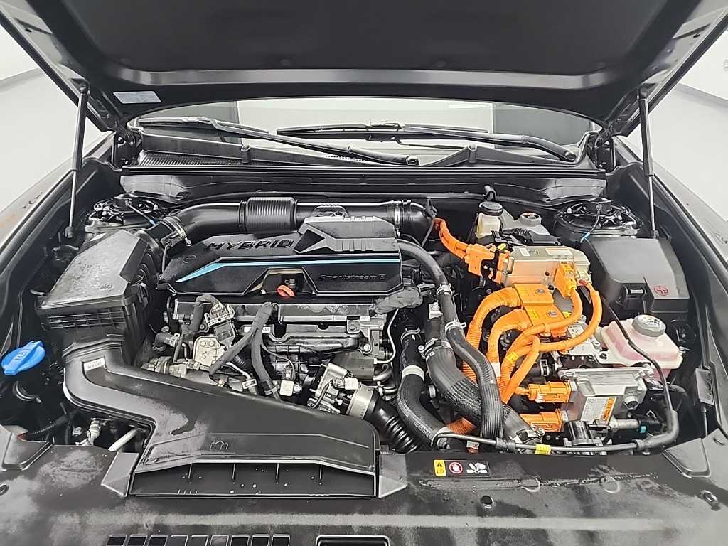 HYUNDAI Grandeur - Vista 5