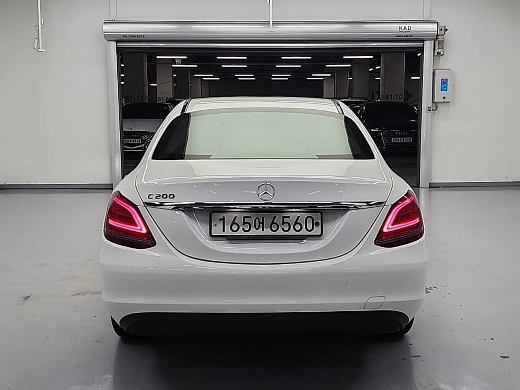 Mercedes Benz C Class - Vista 3