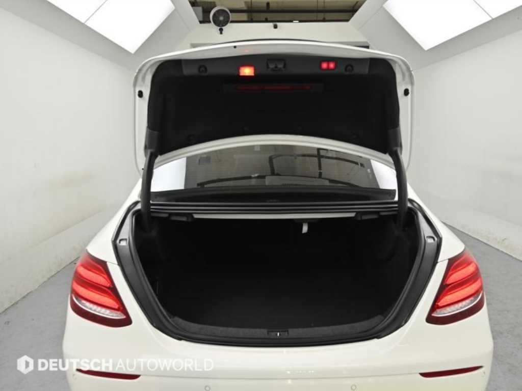 Mercedes Benz E class 2019 Blanco - Importación desde Corea - HF Imports Iquique - Foto 19