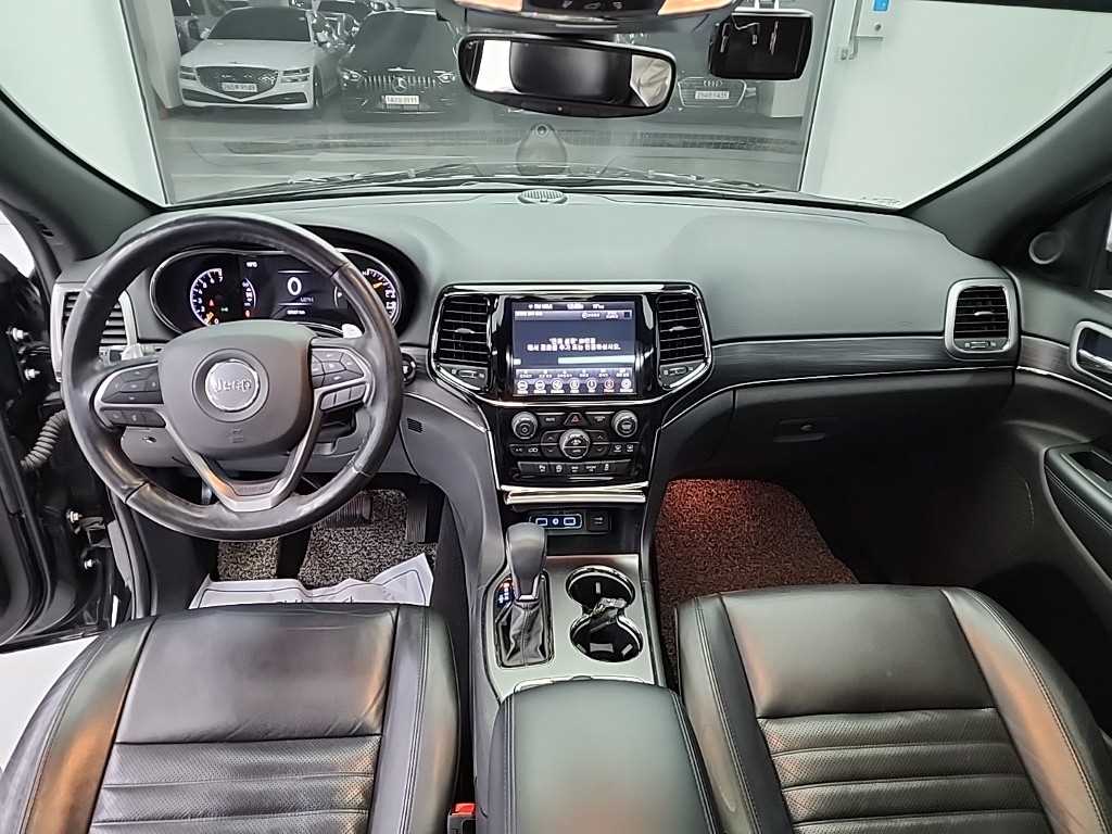 Jeep Cherokee - Vista 7