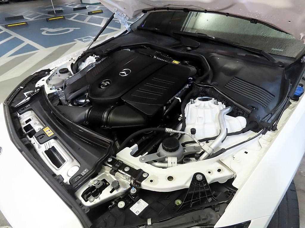 Mercedes Benz C Class 2023 Blanco - Importación desde Corea - HF Imports Iquique - Foto 19