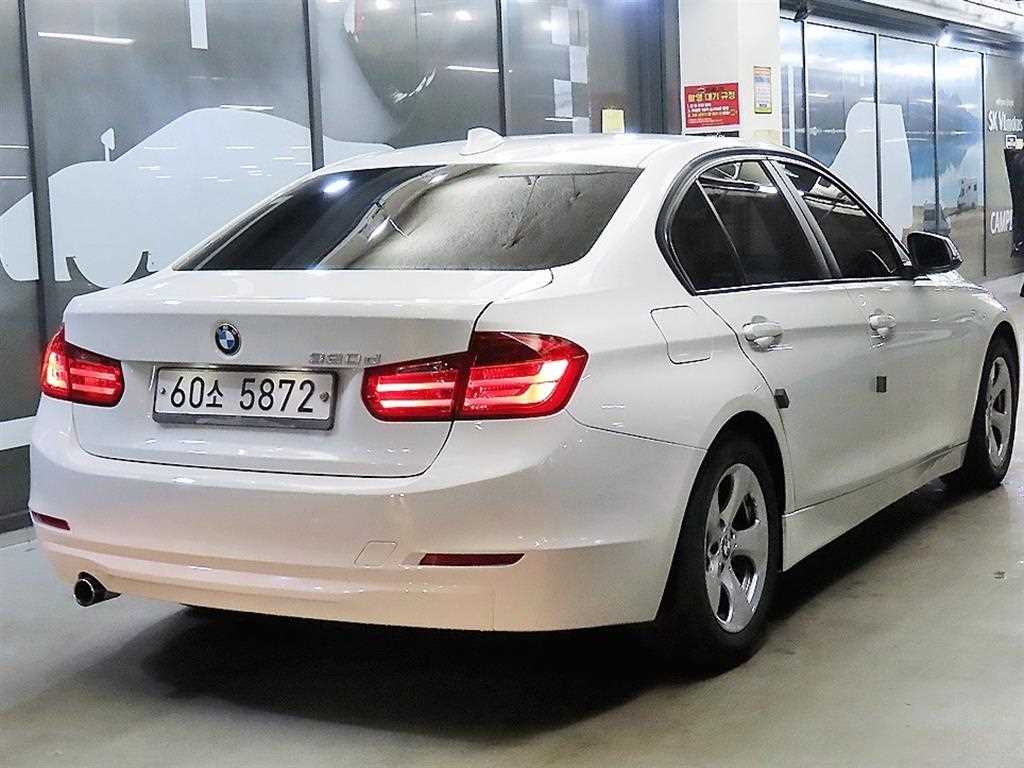 BMW 3 series - Vista 4