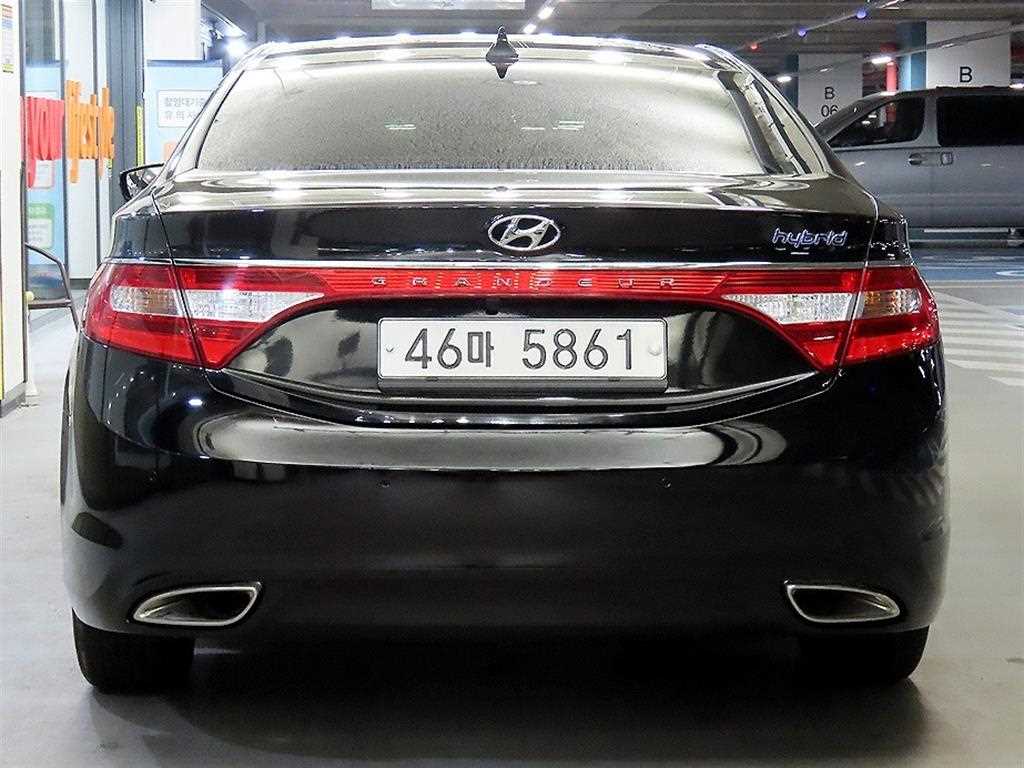 HYUNDAI Grandeur - Vista 5