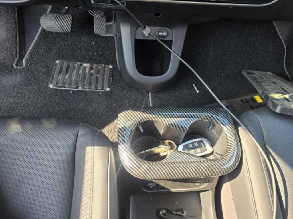 HYUNDAI Ioniq 5 - Vista 7