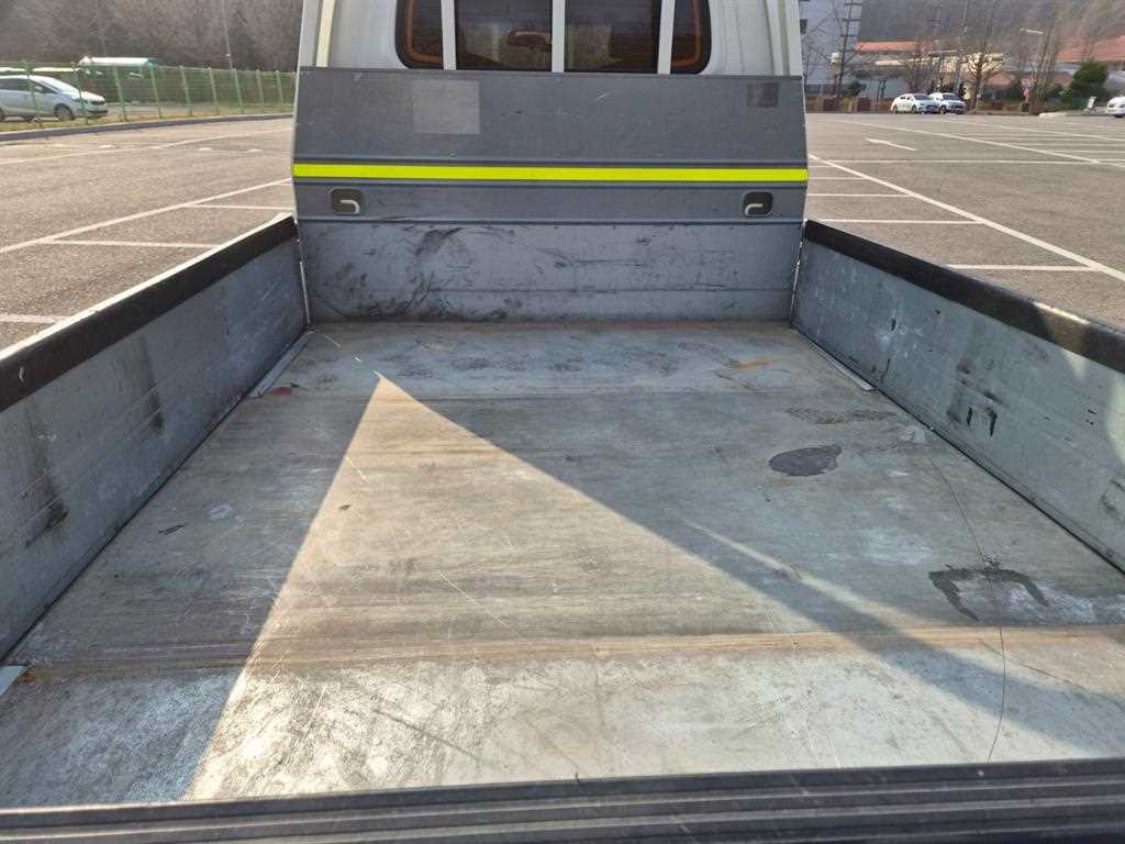 Small Truck Cargo (small) - Vista 8