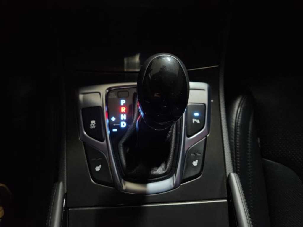 HYUNDAI Grandeur 2015 Plateado - Importación desde Corea - HF Imports Iquique - Foto 13