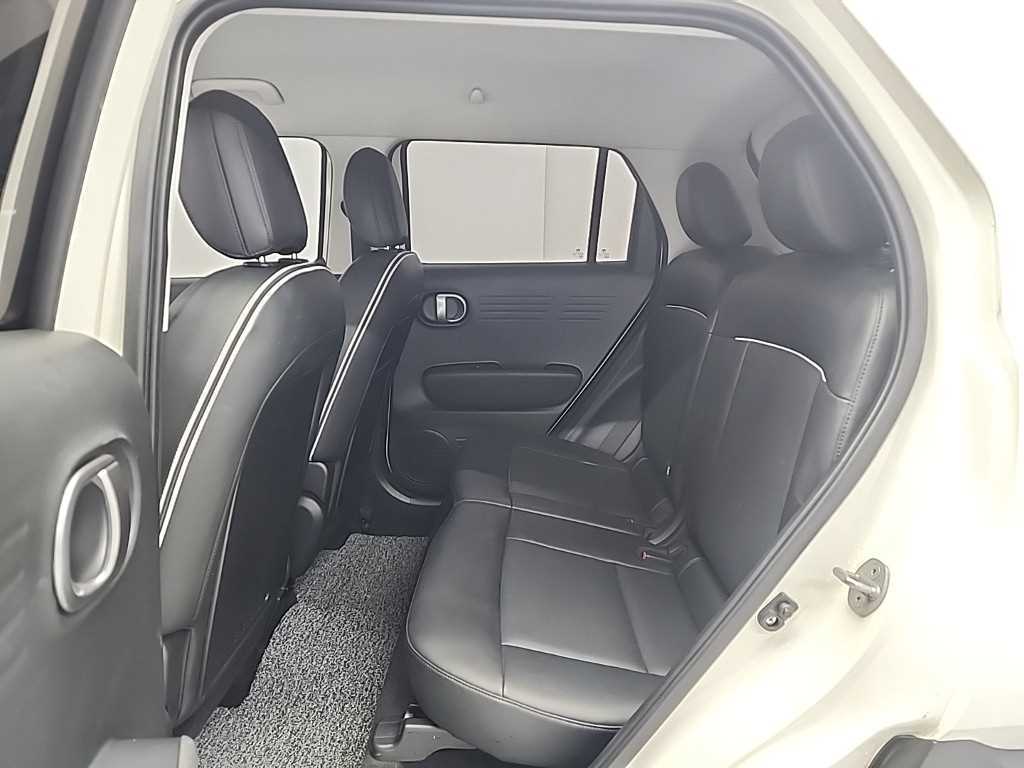 HYUNDAI Casper - Vista 12