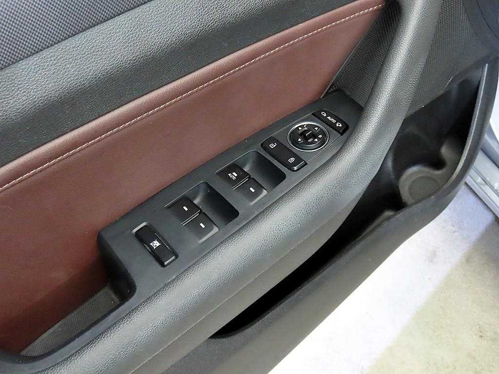 HYUNDAI Sonata 2017 Gris - Importación desde Corea - HF Imports Iquique - Foto 13