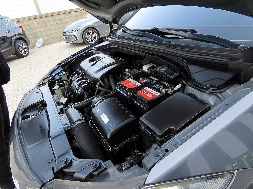 HYUNDAI Avante 2016 Gris - Importación desde Corea - HF Imports Iquique - Foto 18