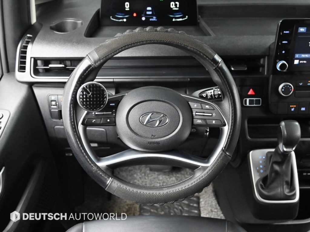 HYUNDAI Staria 2023 - Importación desde Corea - HF Imports Iquique - Foto 13