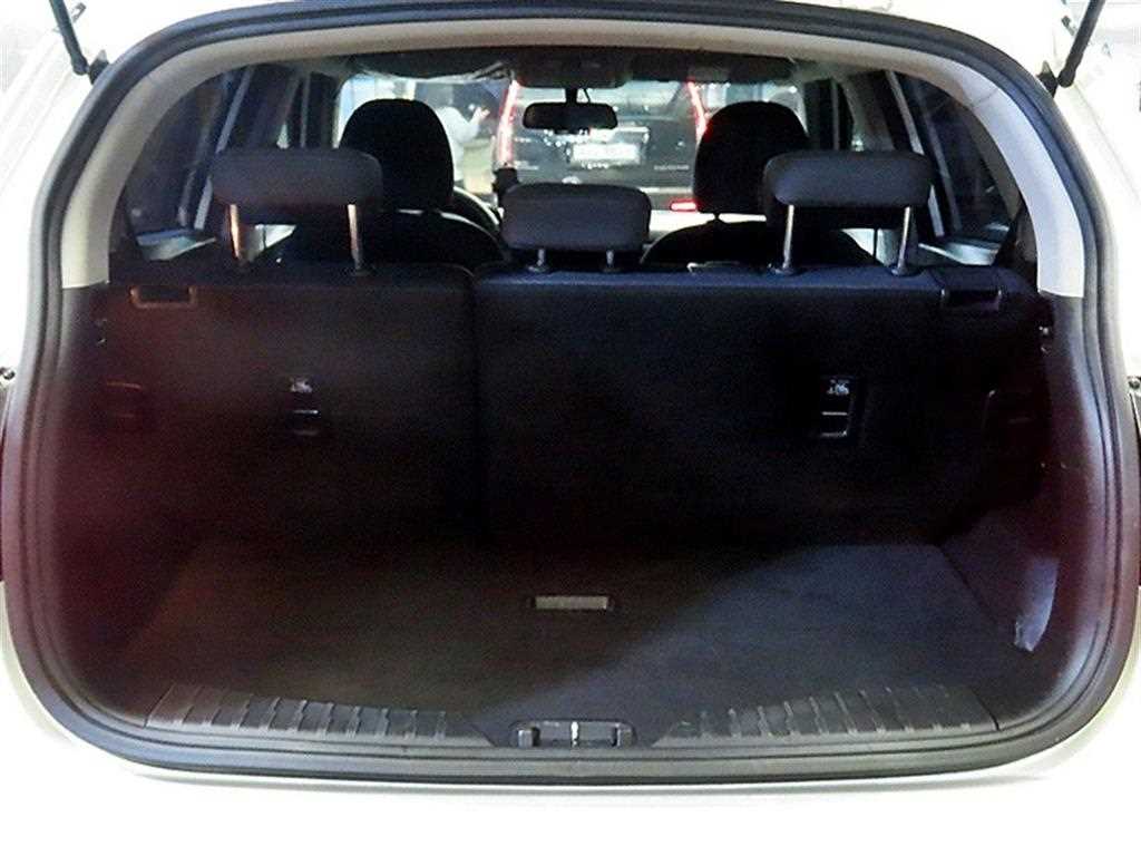 Ssangyong Tivoli 2023 Blanco - Importación desde Corea - HF Imports Iquique - Foto 18