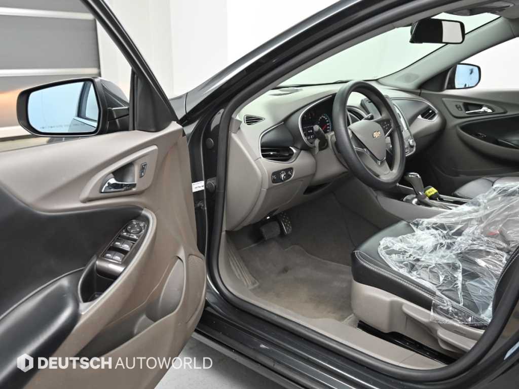 Chevrolet Malibu - Vista 11