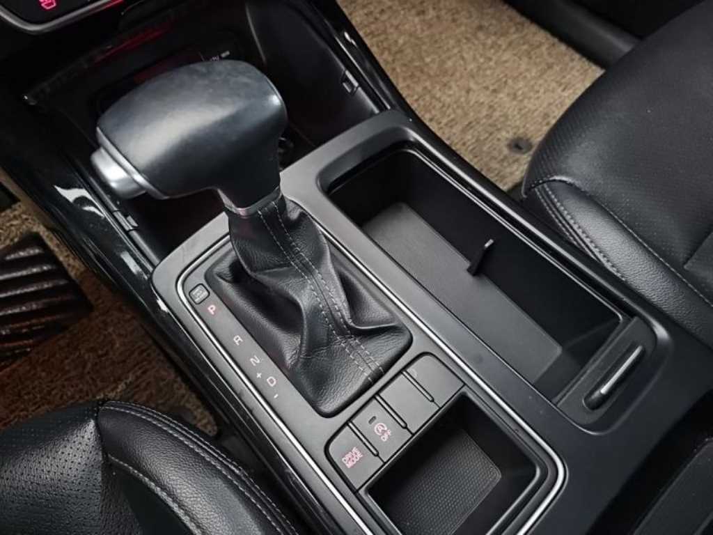 KIA Sorento - Vista 11