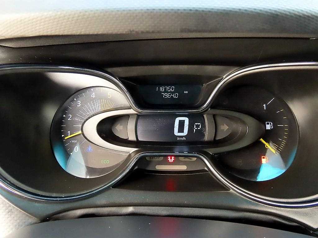 SAMSUNG QM3 - Vista 9