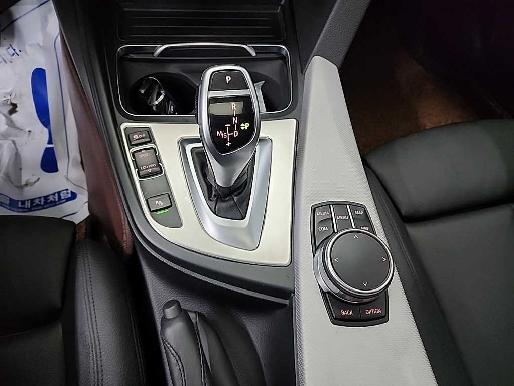 BMW 3 series - Vista 8