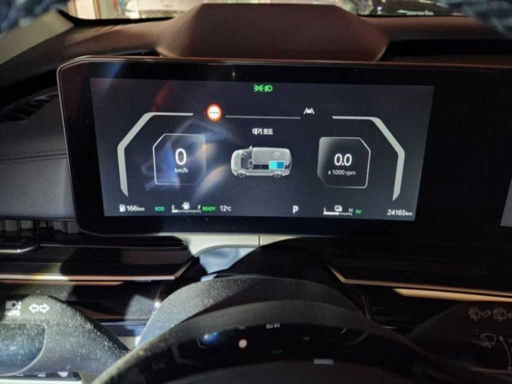 KIA Carnival - Vista 11