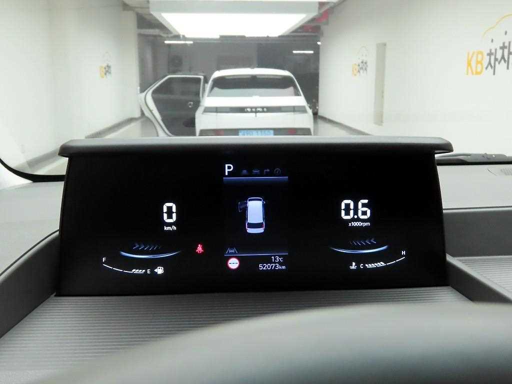 HYUNDAI Staria - Vista 6