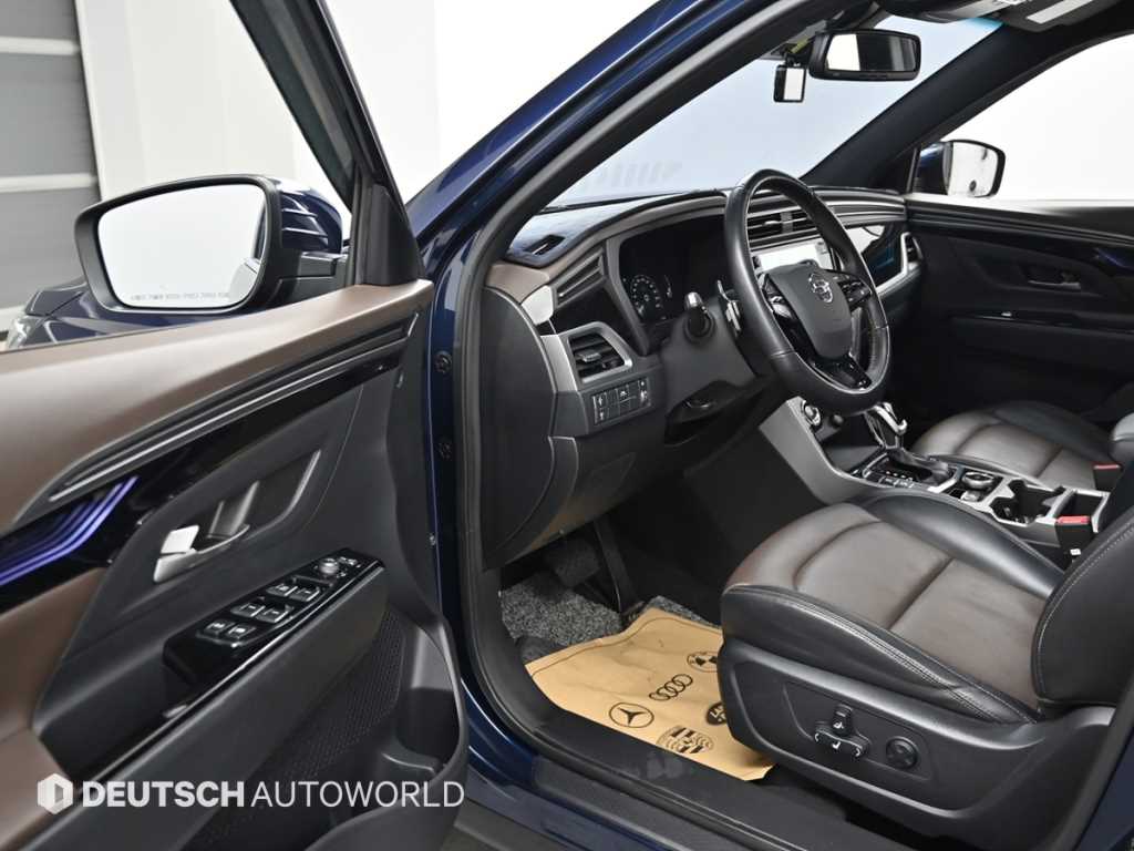 Ssangyong Korando - Vista 11