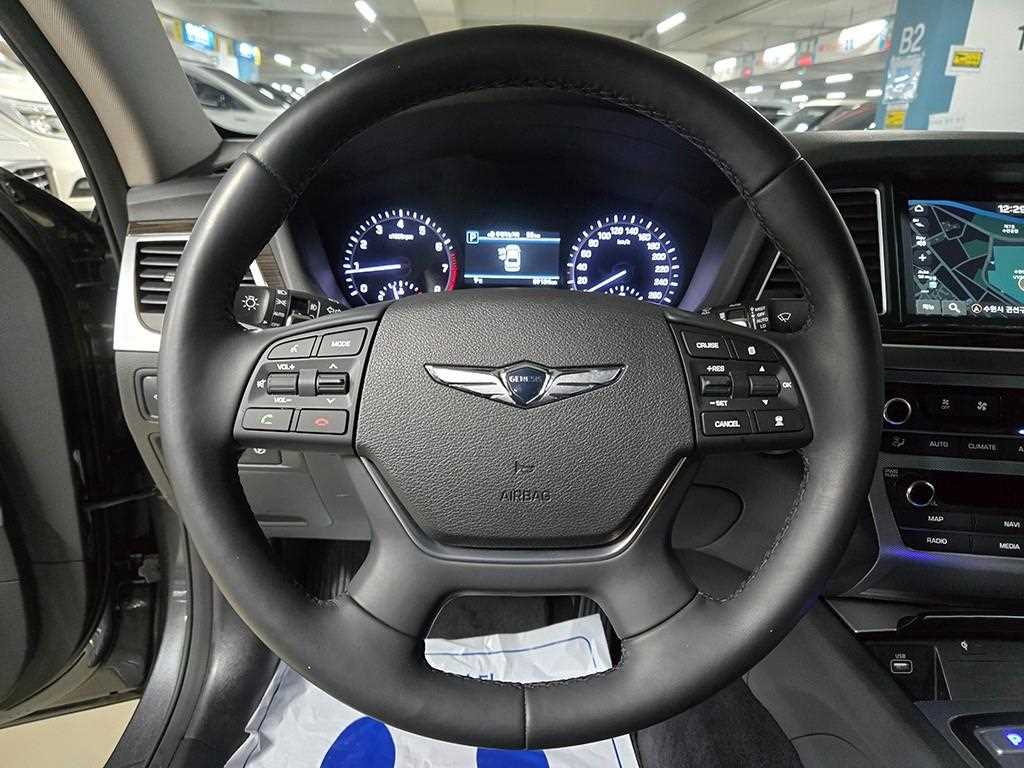 Genesis G80 - Vista 8