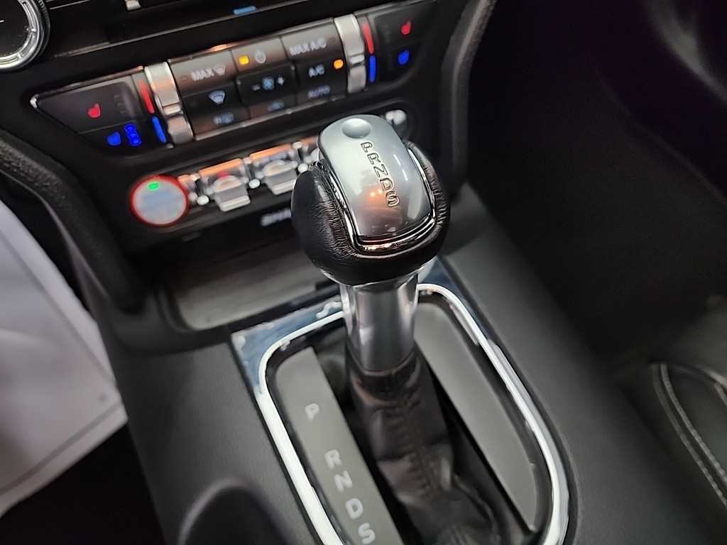 Ford Mustang - Vista 8