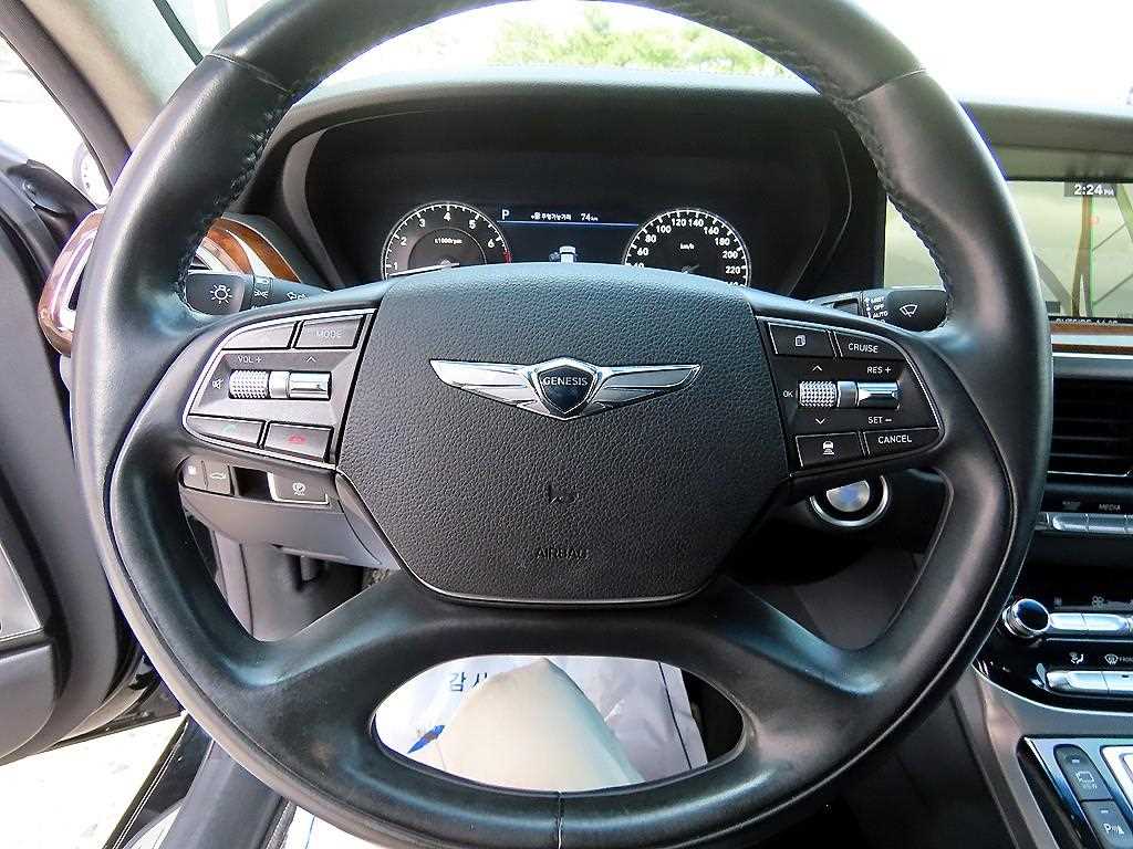 Genesis EQ900 - Vista 8