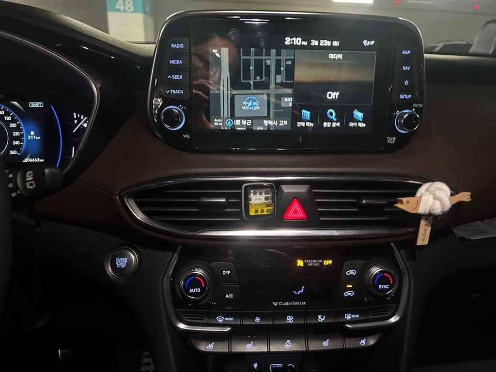 HYUNDAI Santa Fe - Vista 7