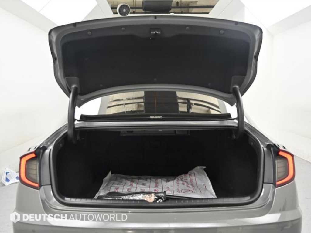 HYUNDAI Sonata - Vista 5