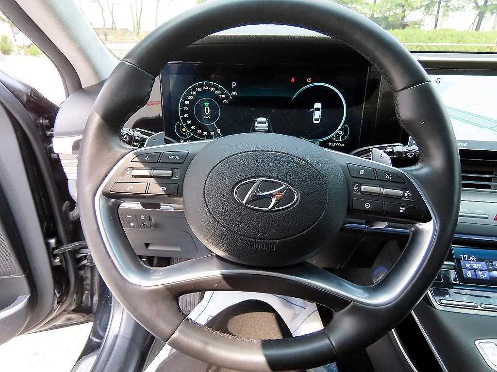 HYUNDAI Grandeur - Vista 8