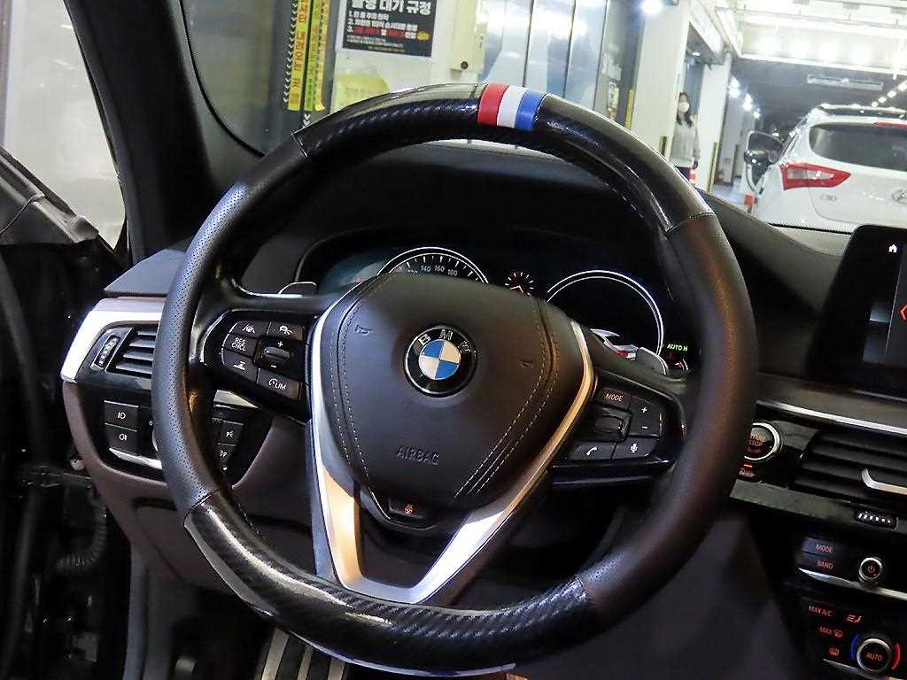 BMW 5 Series - Vista 8