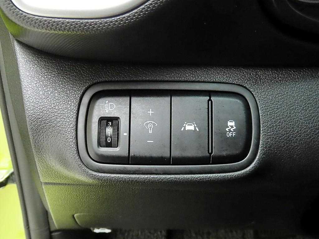 HYUNDAI Venue - Vista 12