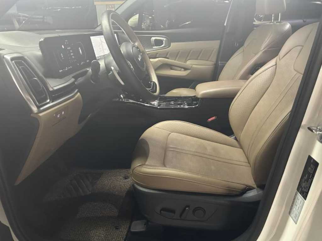 KIA Sorento - Vista 8