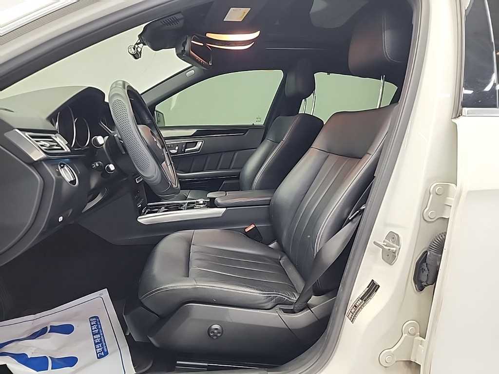 Mercedes Benz E class - Vista 11