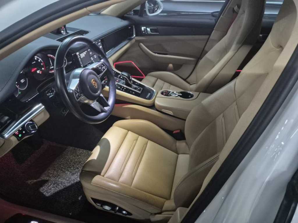 Porsche Panamera - Vista 5