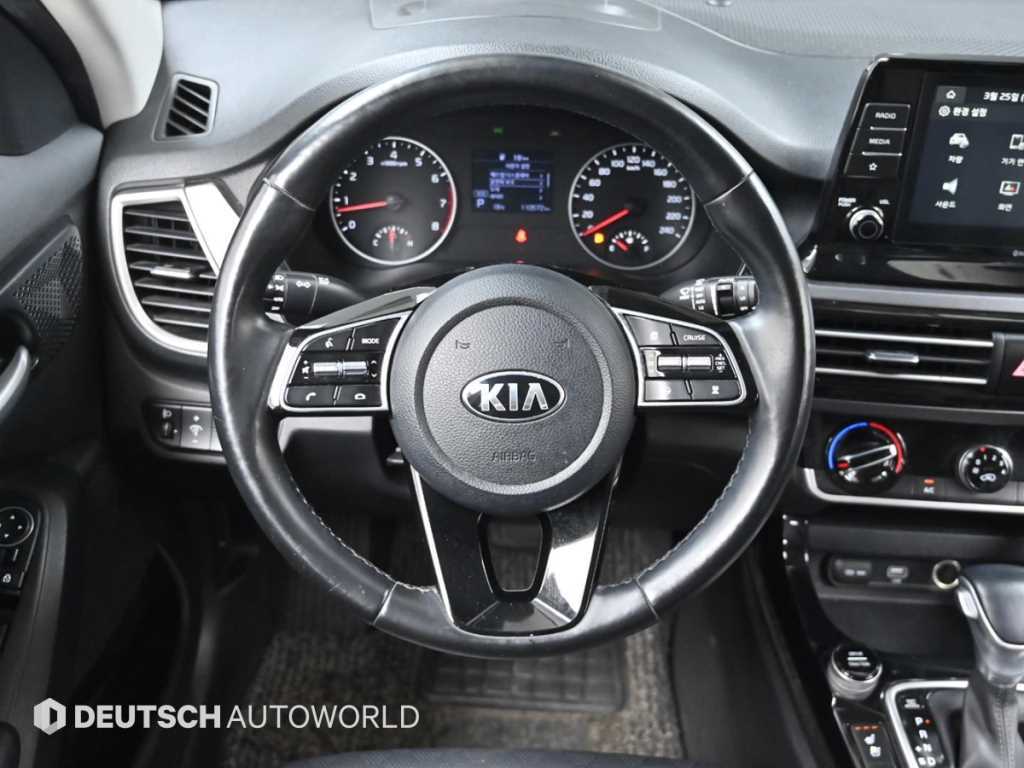 KIA Seltos 2020 Gris - Importación desde Corea - HF Imports Iquique - Foto 13