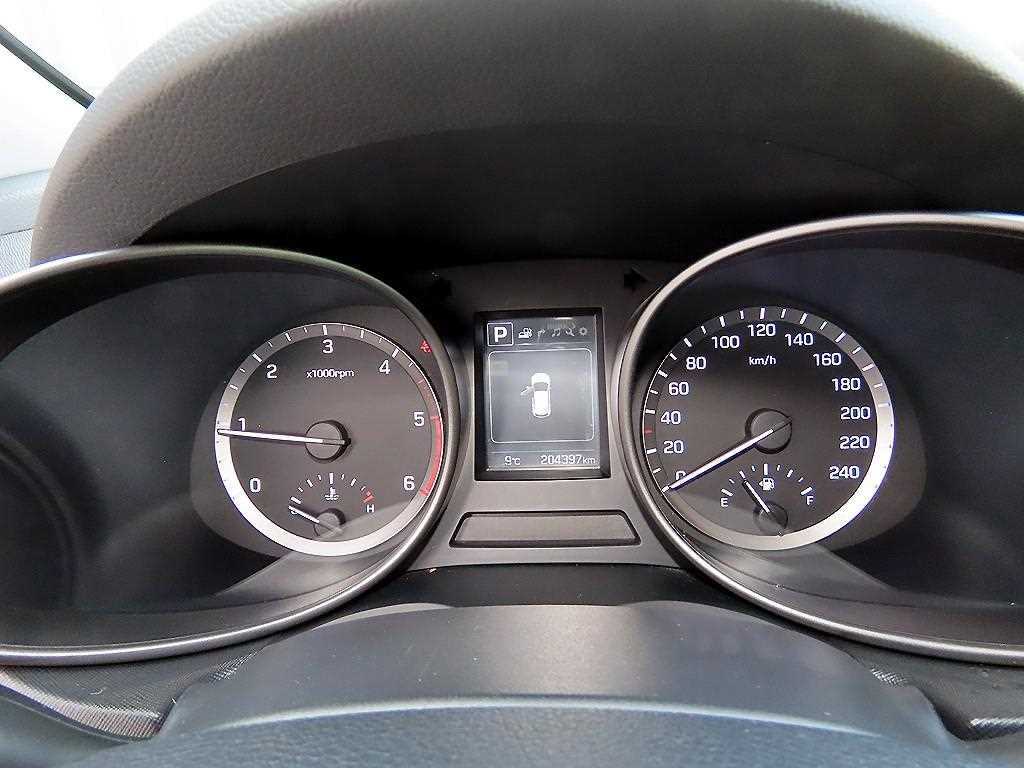 HYUNDAI Santa Fe - Vista 9