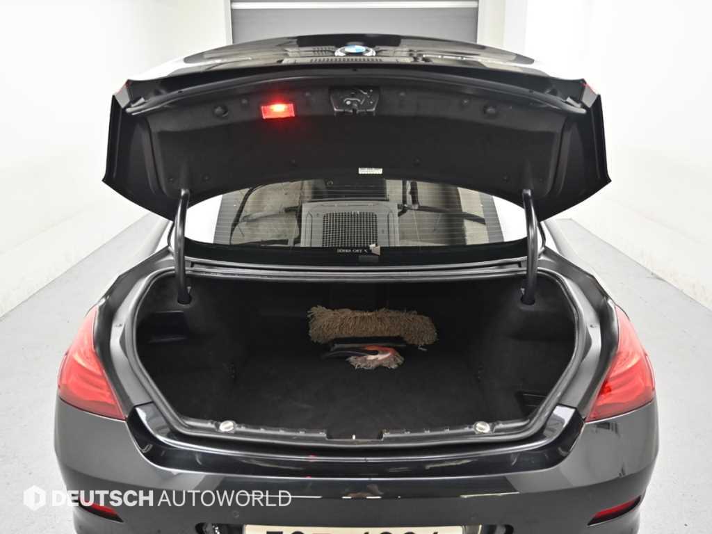 BMW 6 series 2014 Negro - Importación desde Corea - HF Imports Iquique - Foto 19