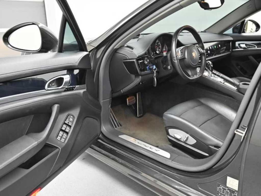 Porsche Panamera - Vista 11