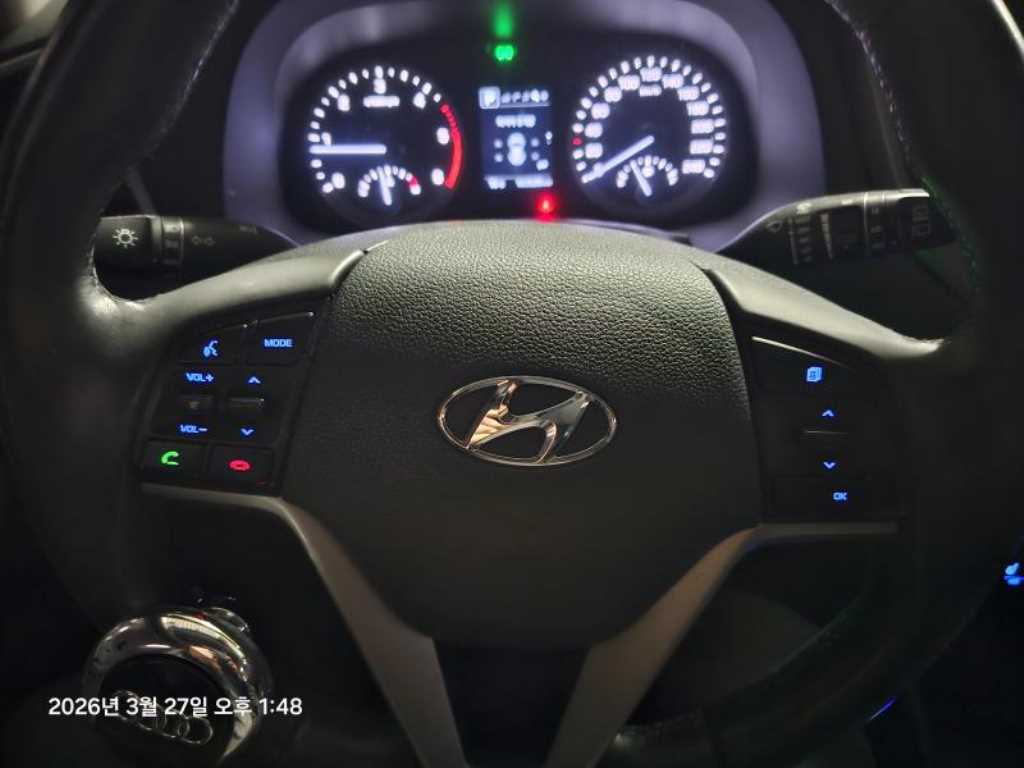 HYUNDAI Tucson - Vista 7